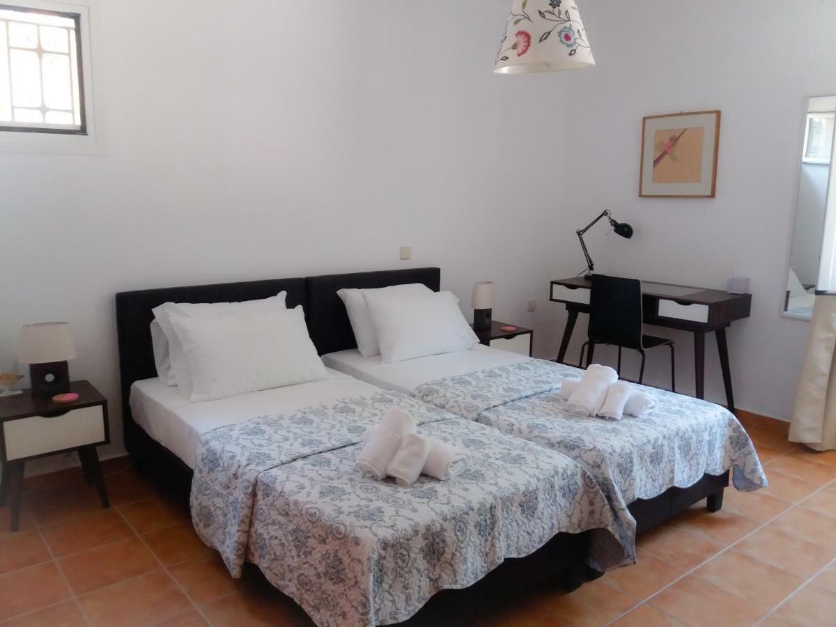 House With Garden Near The Sea Apartment Agia Efimia ภายนอก รูปภาพ